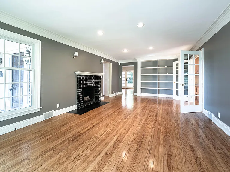 1688 Northlawn Blvd — Photo 10