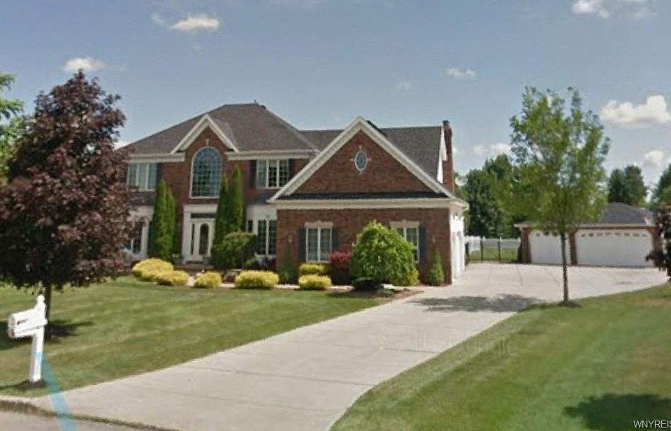 1st image of 8186 Woodview Ct
