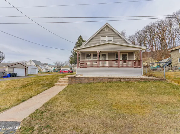 2 Knox Street, Waterford, NY 12188