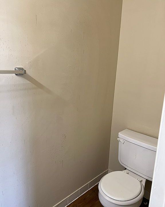 Unit C 1/2 Bath