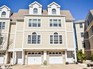 69 Chelsea Ct, Atlantic City, NJ 08401