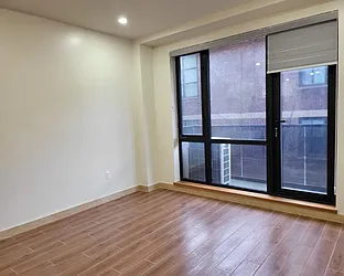 Rented by Chase Global Realty Corp