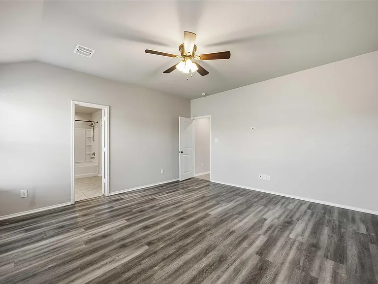 23610 Water Hickory Dr — Photo 14