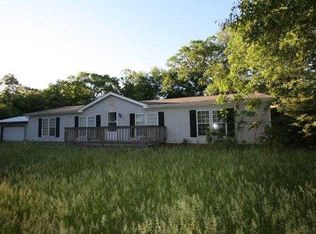 1318 E Division St, Demotte, IN 46310