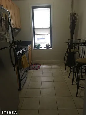 Rented by Sterea Agency | media 21