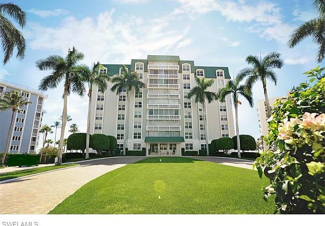 1st image of 3003 Gulf Shore Blvd N APT 203