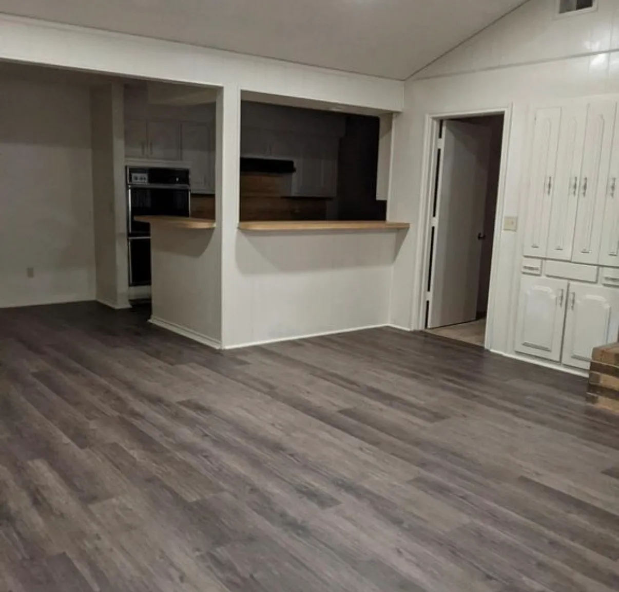 3 bed, 1740 sqft, $2,300 — Photo 2