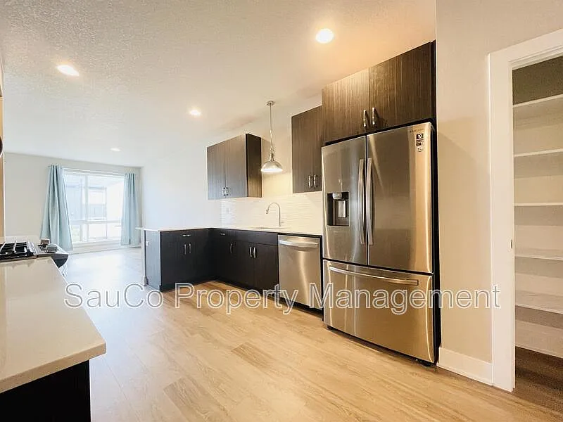 3 bed, 3.0 bath, 1697 sqft, $2,750 — Photo 4