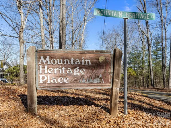 7 Mountain Heritage Pl, Candler, NC 28715
