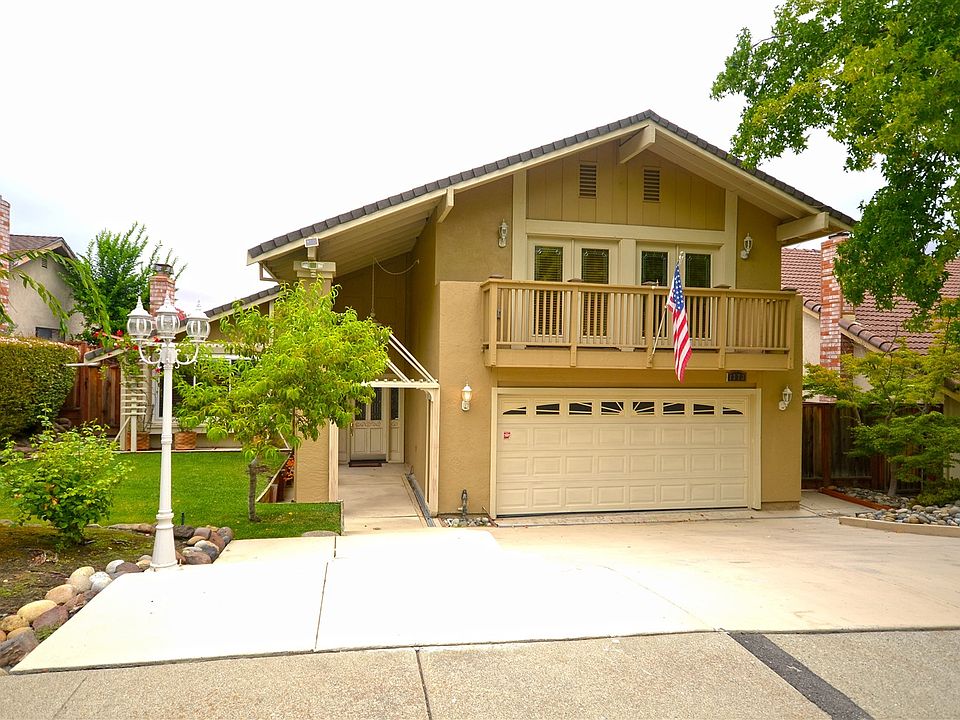 1st image of 1373 Sussex Way