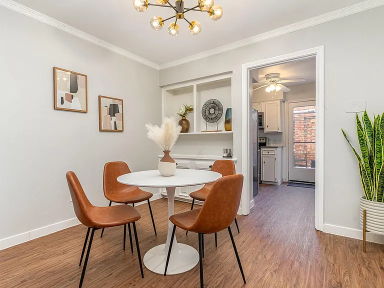 3212 Daniel Ave #B — Photo 4
