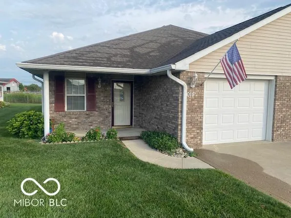 1015 Plaza Dr, Martinsville, IN 46151