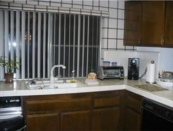 4th image of 1980 Essex Ave