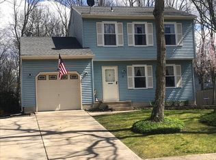 10 Carr Ln, Erial, NJ 08081