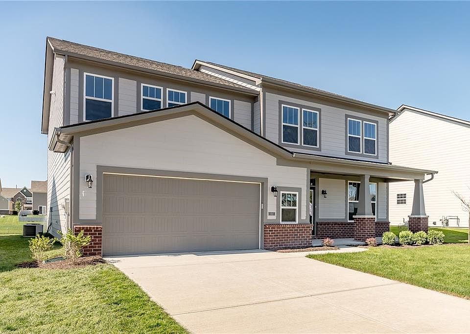 1st image of 102 Balsam Dr