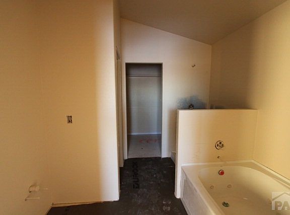 2nd image of 990 E Desert Cove Dr