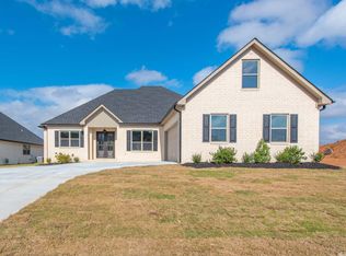 73 Corniche Ln, Maumelle, AR 72113