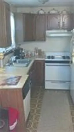 Building Photo 4