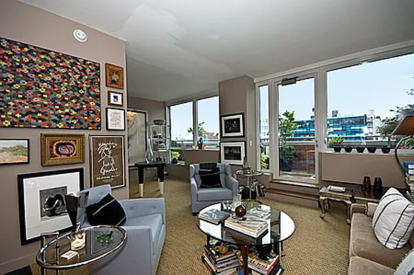 Sold by Prime Manhattan | media 38