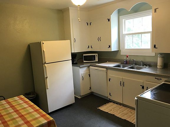 5th image of 1506 Northwood Cir #B