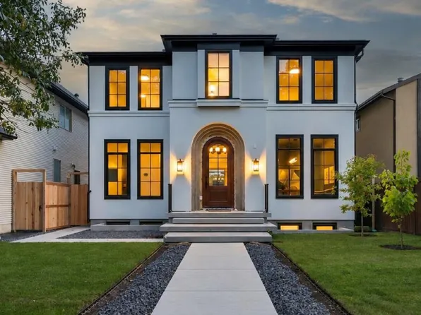 2235 N 6th Ave NW, Calgary, AB T2N 0X1