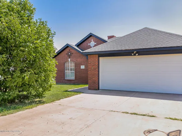 27 Windy Meadow Ln, Canyon, TX 79015