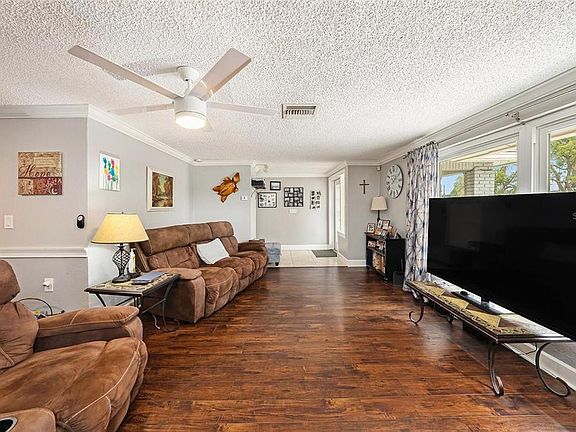 4th image of 1117 RUSHMORE DRIVE