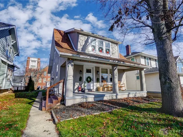 205 Monteray Ave, Oakwood, OH 45419