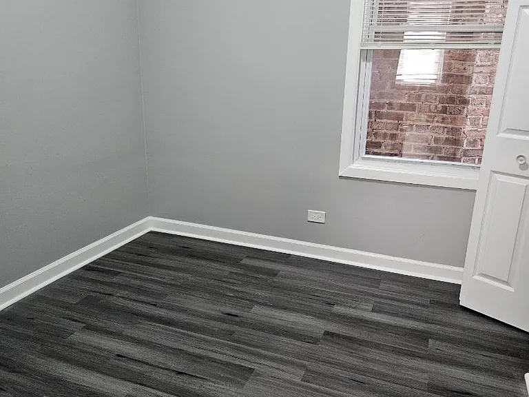 8020 S Coles Ave #1 — Photo 6