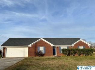 101 Braves Dr, Huntsville, AL 35811