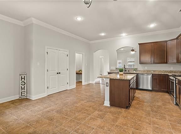 3rd image of 2612 Ashley Ct