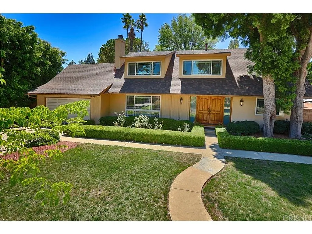 Photo 2 of 11 - Viking Ave - Porter Ranch, CA Building Photo - Viking Ave