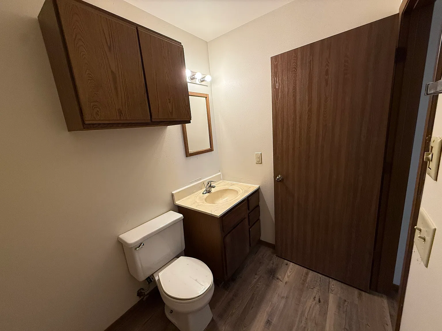 Studio, 100 sqft, $595 — Photo 4