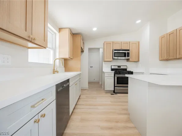 529 Amethyst Ave, Henderson, NV 89015