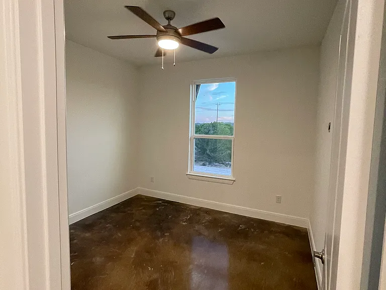 11430 FM 32 — Photo 16