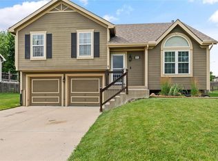 9012 NE 116th St, Kansas City, MO 64157