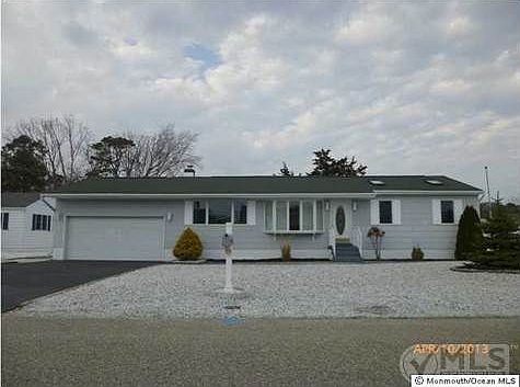 1st image of 2410 Stanley Dr