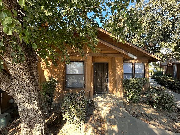 2nd image of 1264-72 Tustin Cir #1266