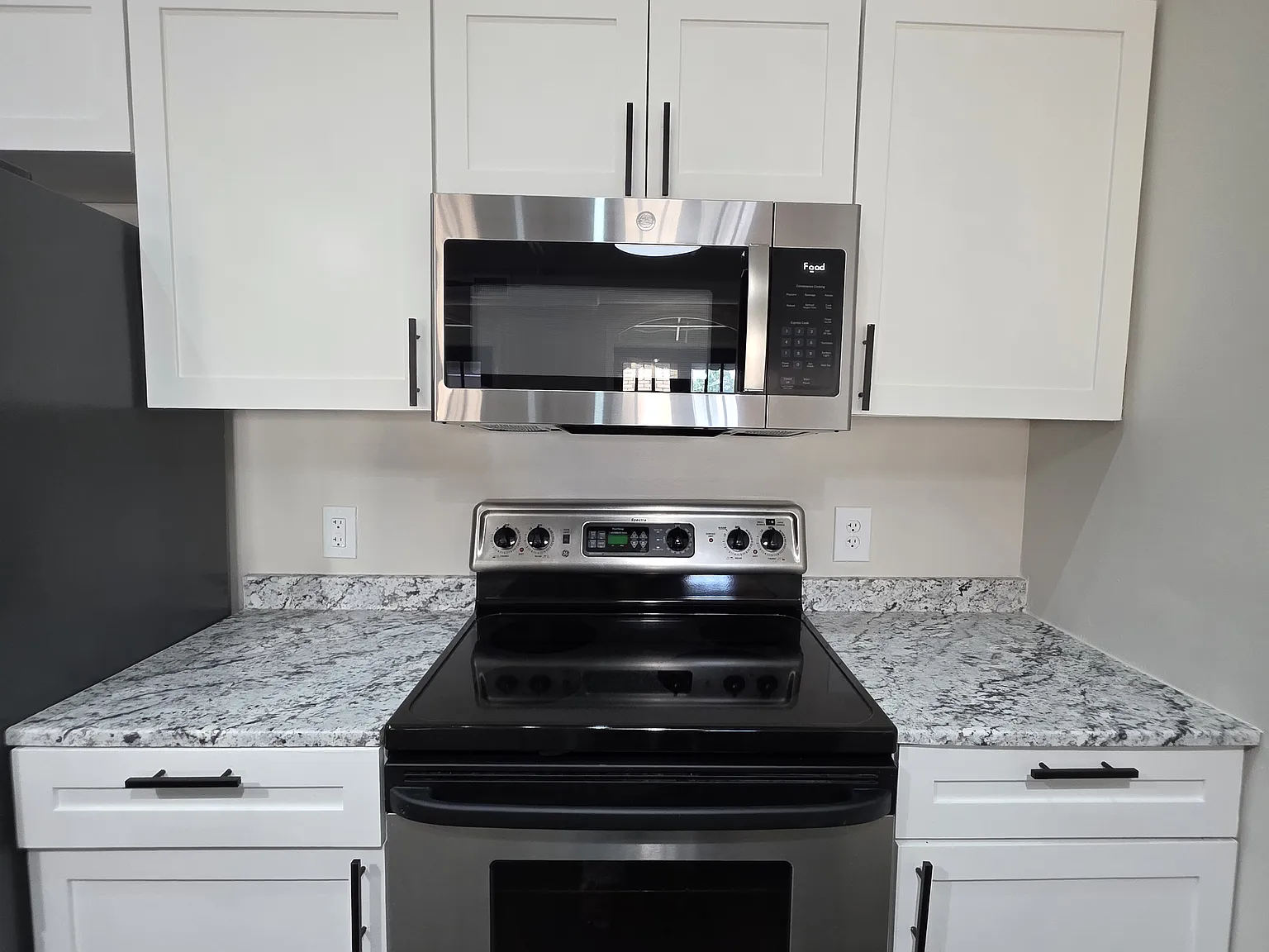 1 bed, 1.5 bath, 991 sqft, $1,700 — Photo 4