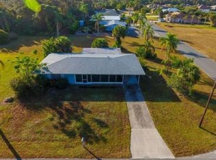 223 Roberts Rd, Nokomis, FL 34275