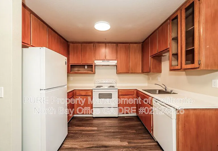 5256 Old Redwood Hwy #31 — Photo 4