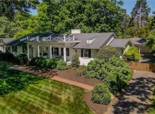 745 N Pine Valley Rd, Winston Salem, NC 27106