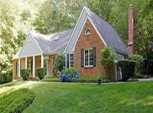 69 Carriage Rd, Wilton, CT 06897