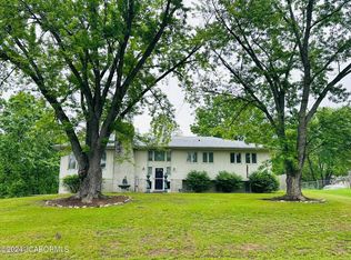 3523 Shamrock Rd, Jefferson City, MO 65101