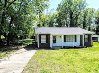 2750 Laguna Ave, Winston Salem, NC 27103