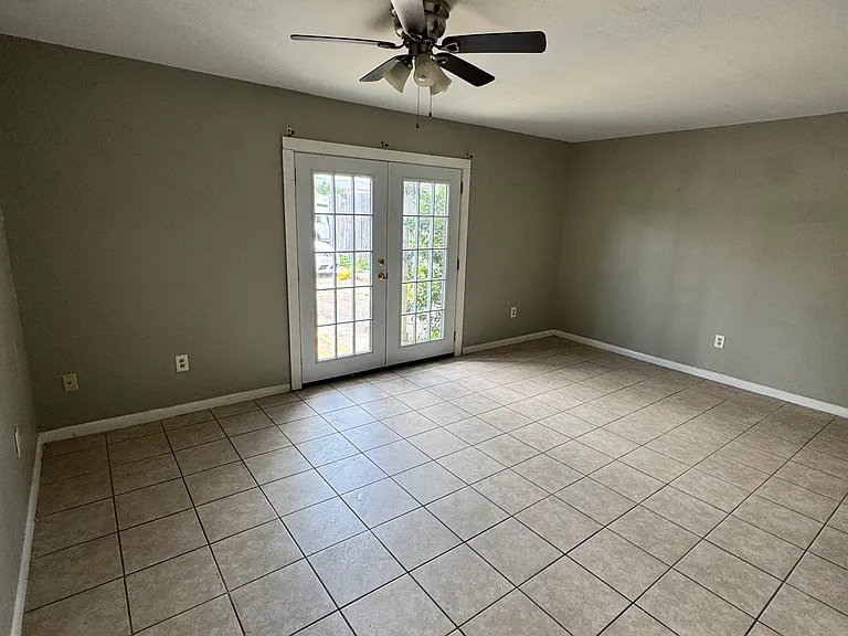 1215 Truxton St #105 — Photo 1