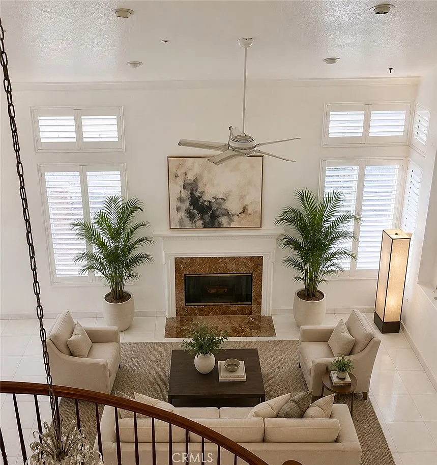4 bed, 2984 sqft, $7,000 — Photo 1