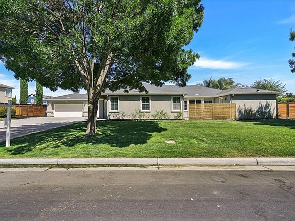 3rd image of 28252 S Lindly Ln