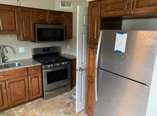 209 Buckeye Cir, Columbus, OH