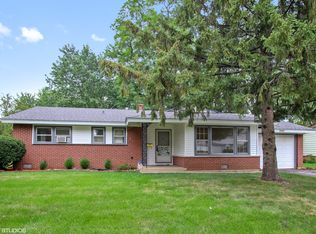1032 Cypress Ln, Elk Grove Village, IL 60007